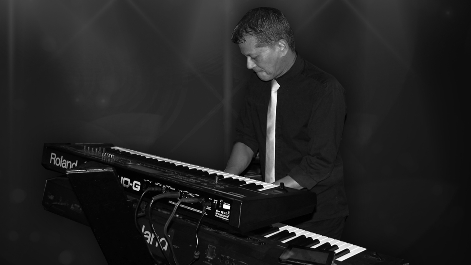 Rollo Walian - keyboards